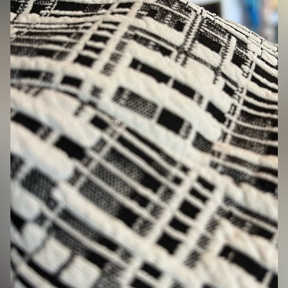 Calvin Klein 2P textured jacket - black and white - NWT - Picture 10 of 10